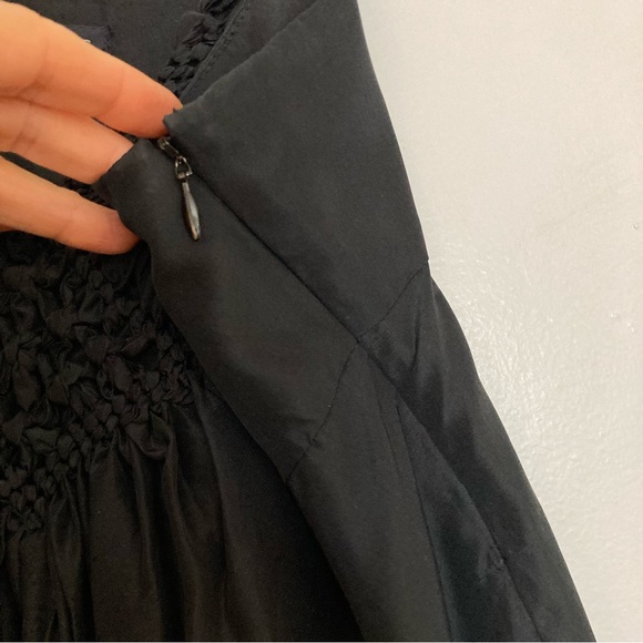 BANANA REPUBLIC BLACK SILK CAMI TOP—LIKE NEW!!! - Picture 6 of 9